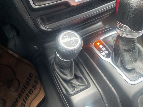 Used 2021 Jeep Wrangler Sport S image 27