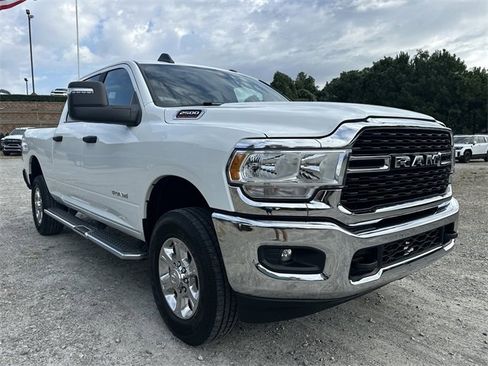 Used 2024 RAM 2500 Big Horn w/ Bed Utility Group image 3