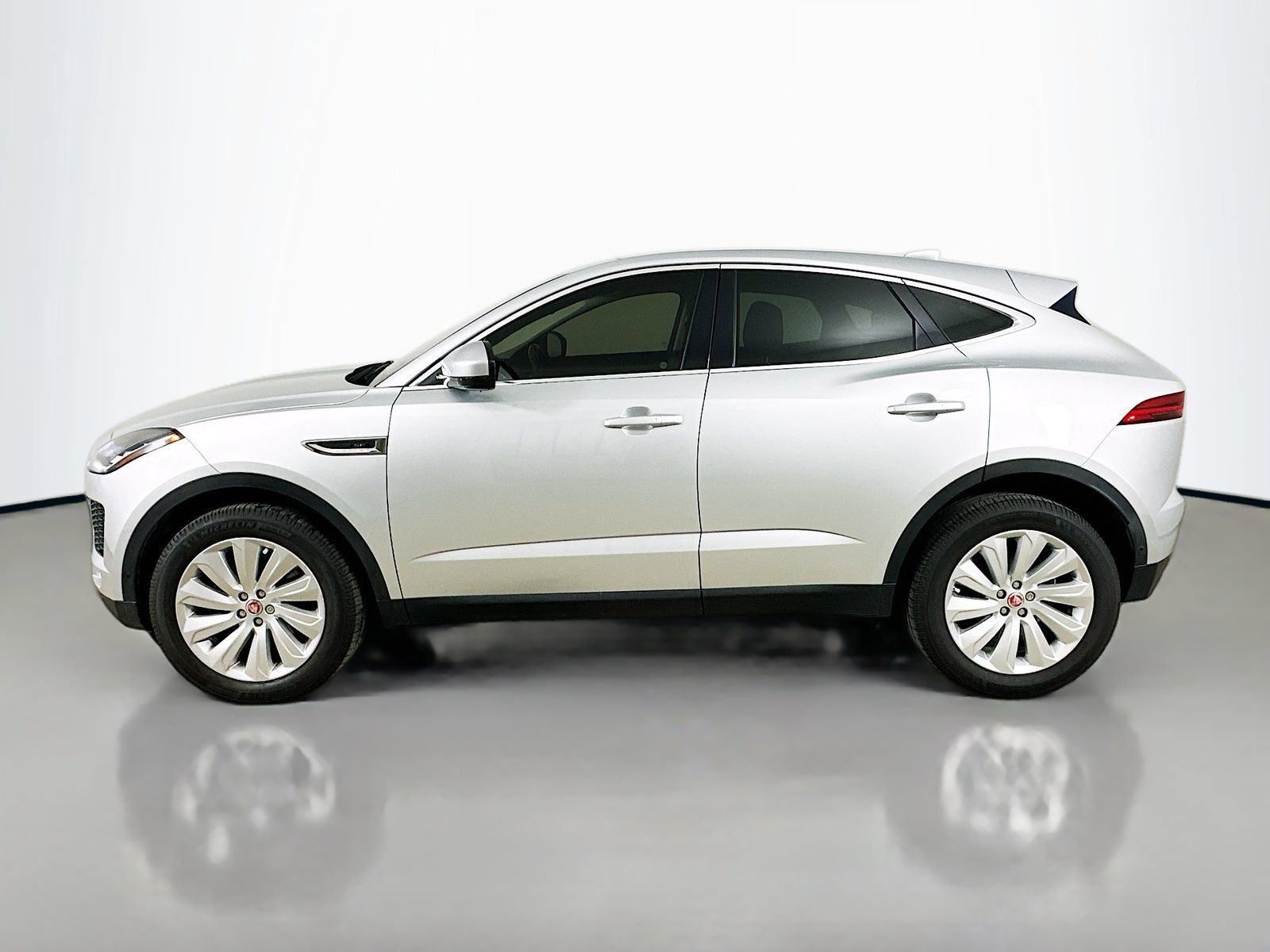 Used 2018 Jaguar E-PACE SE AWD/4WD image 8
