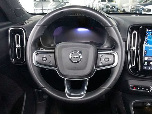 Certified 2023 Volvo C40 P8 Recharge Plus w/ Climate Package AWD/4WD image 8
