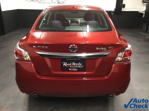 Used 2014 Nissan Altima 2.5 SV image 9