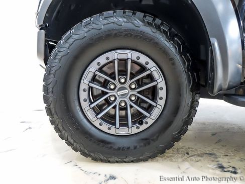 Used 2019 Ford F150 Raptor w/ Equipment Group 802A Luxury AWD/4WD image 13