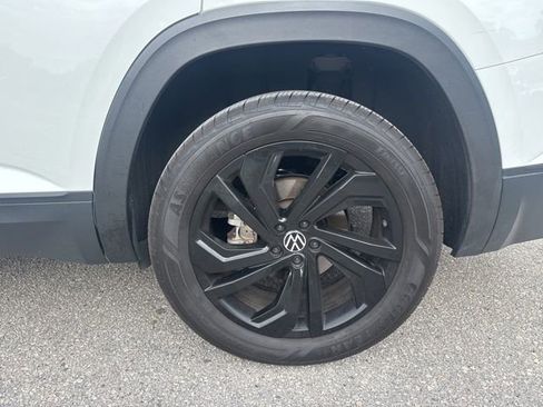 Used 2022 Volkswagen Atlas SE FWD image 15