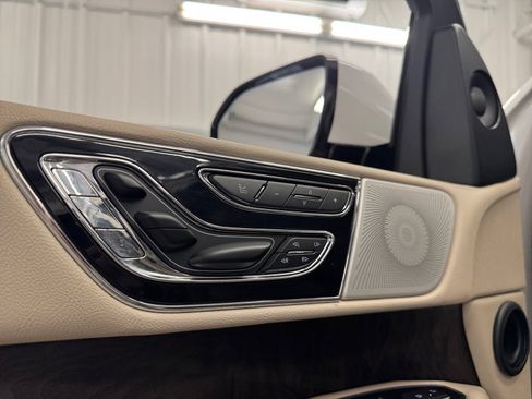 Used 2020 Lincoln Navigator Reserve w/ Equipment Group 208A Reserve AWD/4WD image 22