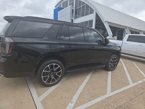 Used 2025 Chevrolet Tahoe RST w/ Comfort Package image 12