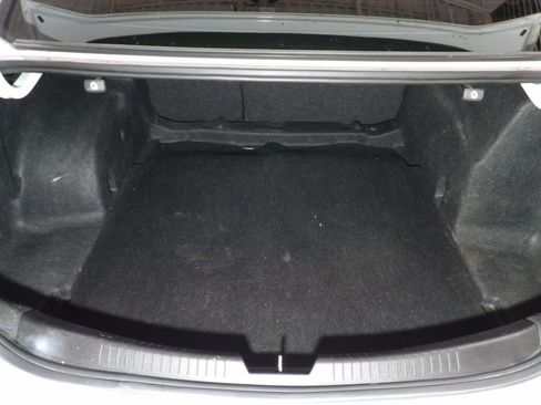 Used 2017 Chevrolet Malibu LS image 6