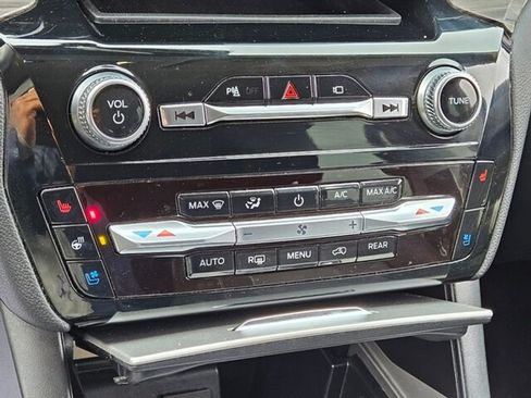 Used 2023 Ford Explorer Limited w/ Equipment Group 301A image 20