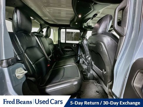 Used 2024 Jeep Wrangler Unlimited Sahara w/ Technology Group AWD/4WD image 34