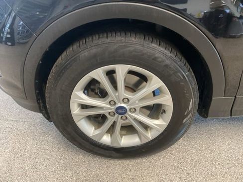 Used 2019 Ford Escape SEL AWD/4WD image 11