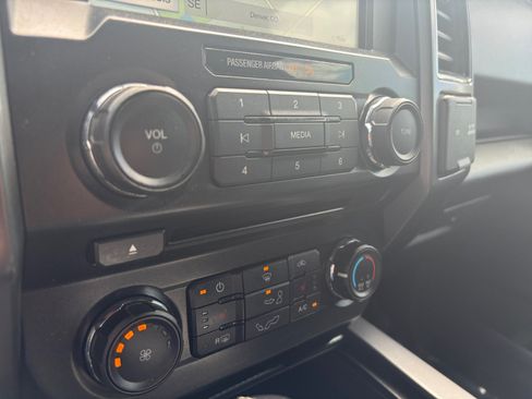 Used 2018 Ford F150 XLT w/ Equipment Group 302A Luxury AWD/4WD image 26