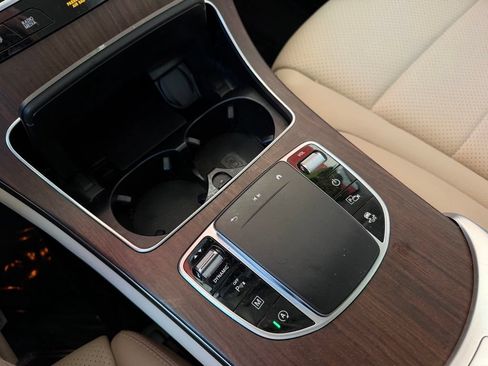 Used 2022 Mercedes-Benz GLC 300 image 26