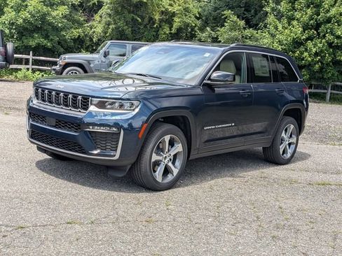 New 2026 Jeep Grand Cherokee Limited AWD/4WD image 7