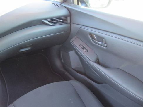 Certified 2025 Nissan Sentra S FWD image 18