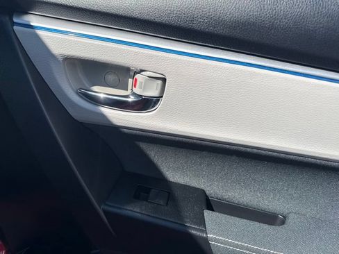 Used 2016 Toyota Corolla LE FWD image 36