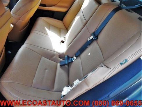 Used 2013 Lexus GS 350 AWD w/ Luxury Pkg w/Cold Weather Pkg image 10