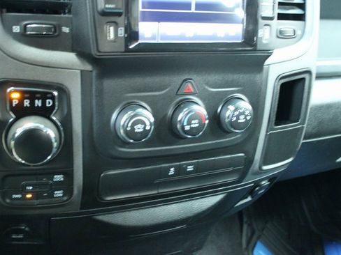 Used 2018 RAM 1500 Express w/ Express Value Package image 18