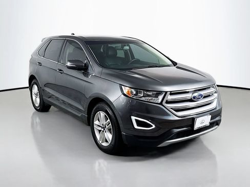 Used 2017 Ford Edge SEL w/ Equipment Group 201A FWD image 3