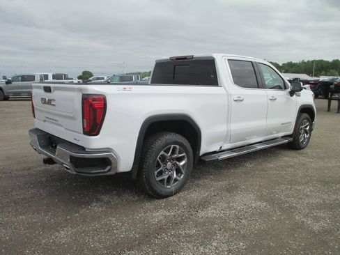 New 2026 GMC Sierra 1500 SLT w/ SLT Premium Plus Package AWD/4WD image 5