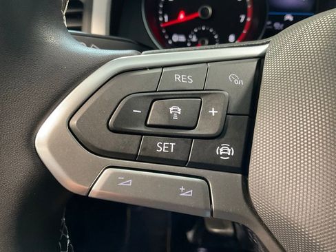 Used 2021 Volkswagen Atlas Cross Sport SE AWD/4WD image 11