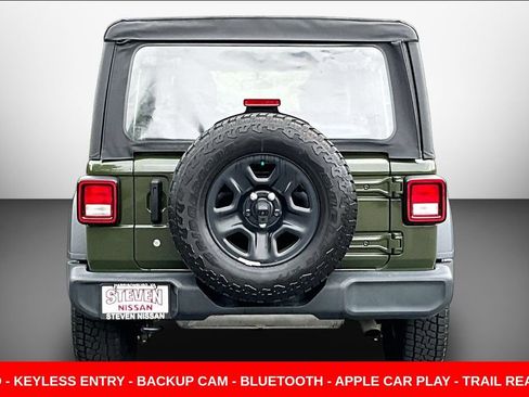 Used 2020 Jeep Wrangler Unlimited Sport AWD/4WD image 4