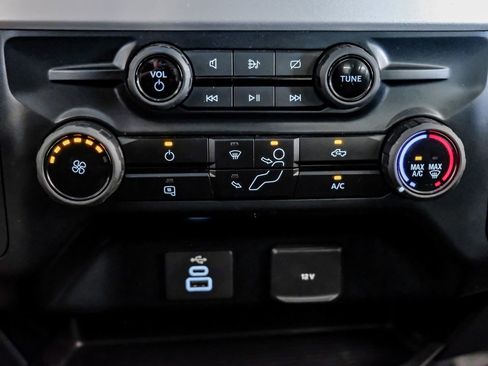 Used 2023 Ford F350 XL w/ XL Chrome Package image 27