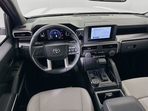 Certified 2025 Toyota 4Runner SR5 AWD/4WD image 21