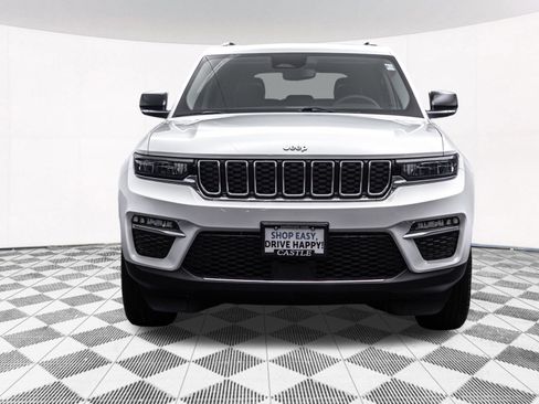 Used 2023 Jeep Grand Cherokee 4WD 4xe image 16