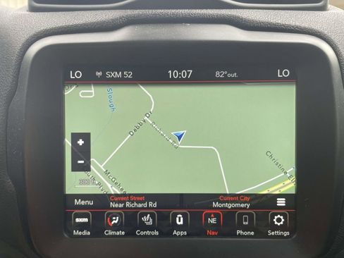 Used 2022 Jeep Renegade Limited w/ Sun, Sound & Wheels Group AWD/4WD image 21