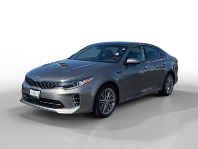 Used 2016 Kia Optima SX w/ Chrome Wheel Package
