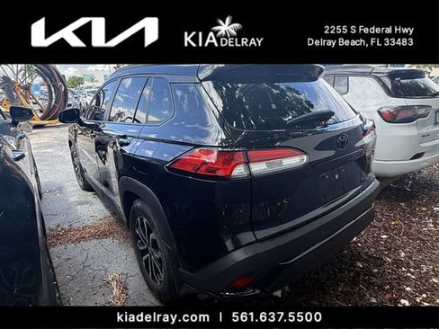 Used 2025 Toyota Corolla Cross AWD Hybrid w/ Moonroof Package image 8