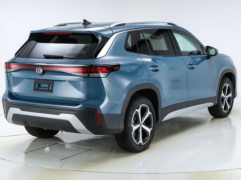 New 2026 Volkswagen Tiguan SE image 47