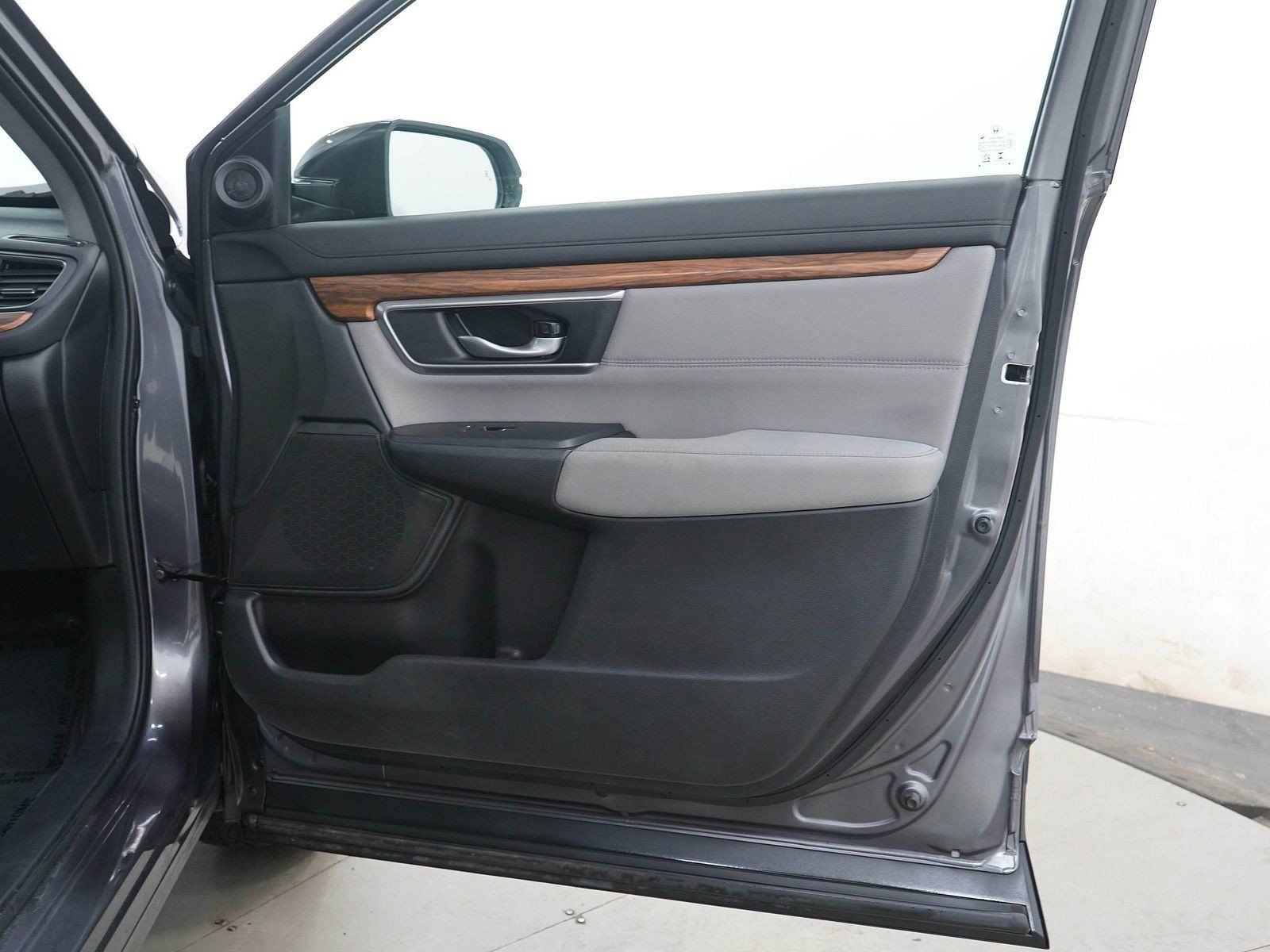 Used 2021 Honda CR-V EX image 9