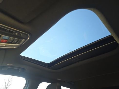 New 2025 Jeep Grand Cherokee L Laredo w/ Luxury Tech Group I image 26