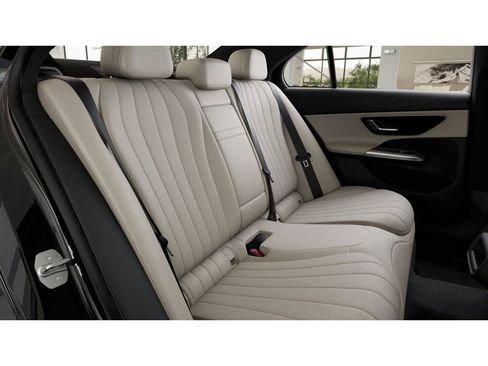 New 2026 Mercedes-Benz E 350 Sedan image 5