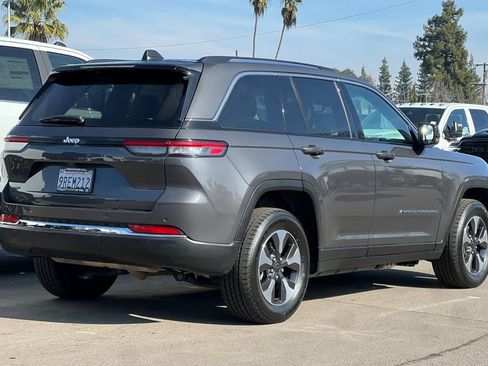 Used 2024 Jeep Grand Cherokee Limited 4xe image 4