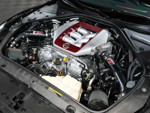 Used 2015 Nissan GT-R Premium image 48