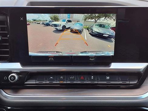 Used 2025 GMC Sierra 1500 SLT image 14