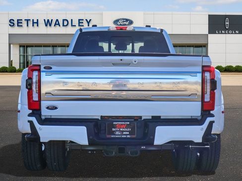 Used 2025 Ford F350 Platinum w/ Platinum Plus Package image 6