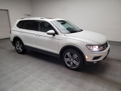 Used 2021 Volkswagen Tiguan SEL FWD image 11