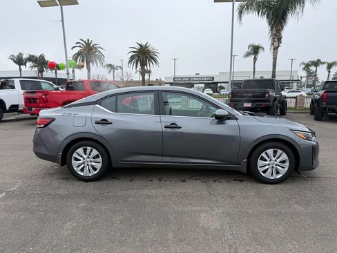 Used 2025 Nissan Sentra S w/ Lighting Package image 7