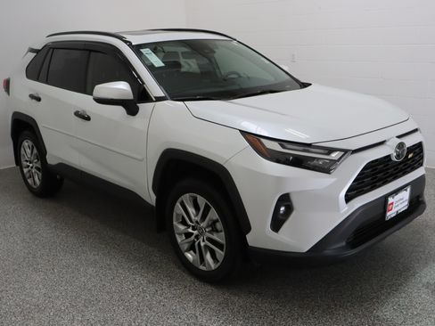 Certified 2024 Toyota RAV4 XLE Premium FWD image 4