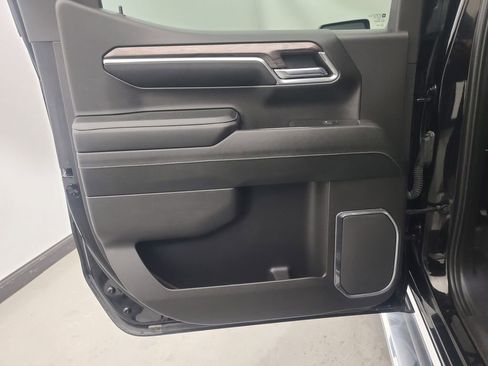 Used 2024 Chevrolet Silverado 1500 LTZ image 20