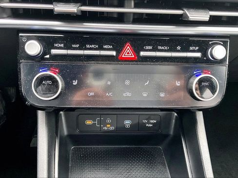 Certified 2025 Hyundai Santa Cruz SEL image 32