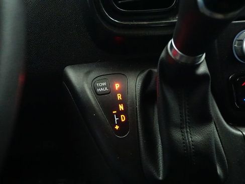 Used 2023 RAM ProMaster 2500 image 22