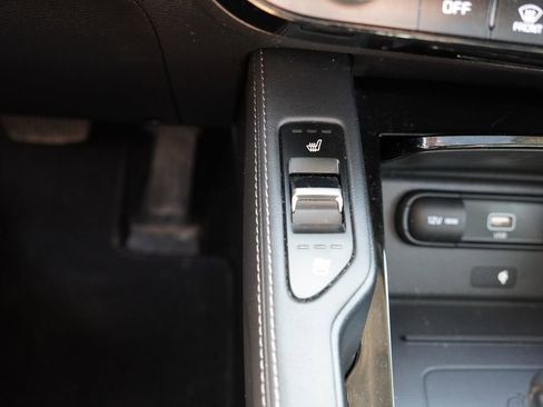 Certified 2022 Kia Telluride EX image 8