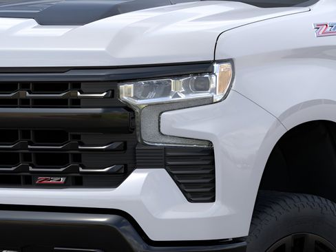 Used 2026 Chevrolet Silverado 1500 LT Trail Boss AWD/4WD image 10