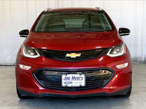 Used 2019 Chevrolet Bolt Premier w/ Infotainment Package image 2