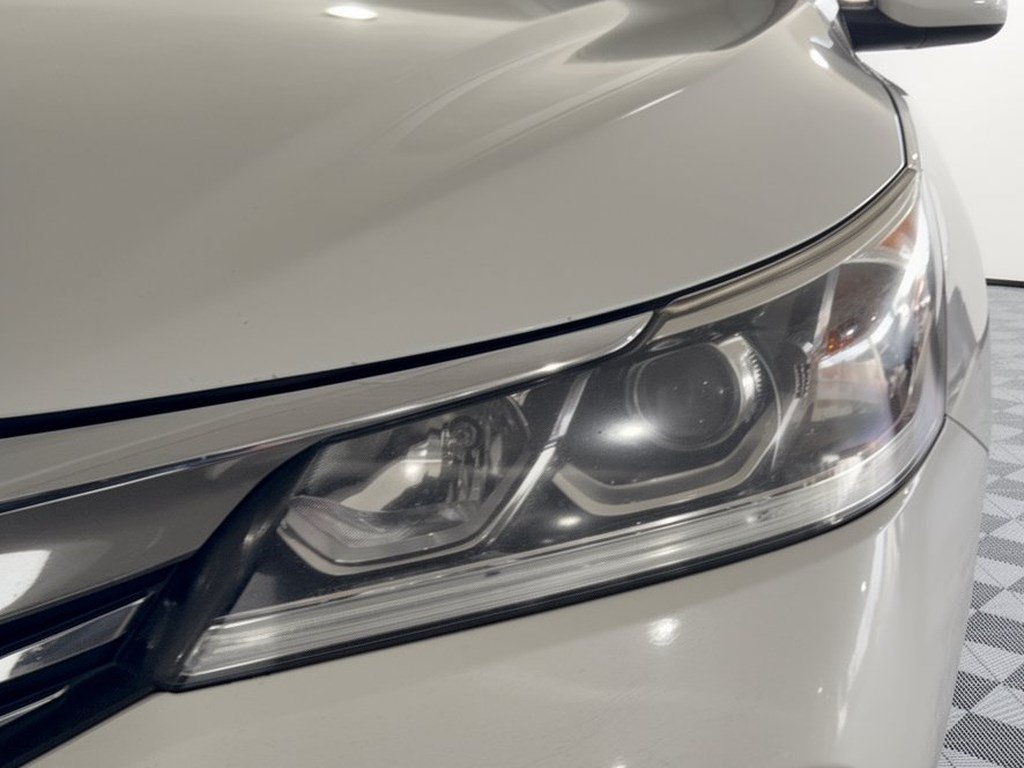 Used 2016 Honda Accord Sport image 9