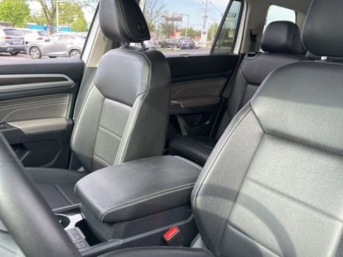 Used 2023 Volkswagen Atlas SE FWD image 18