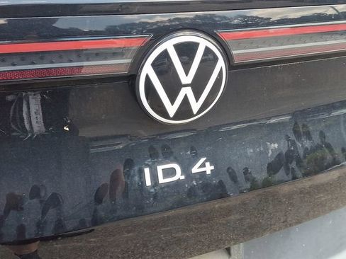 Used 2023 Volkswagen ID.4 Pro RWD image 25
